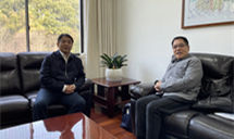 曹普華書記在岳陽會見遠景智庫北冰院長一行